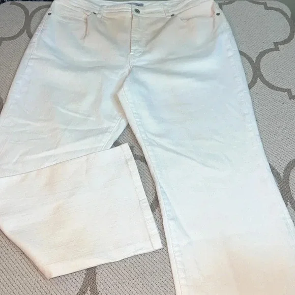 Chico’s Platinum Denim Quartz Original Fit Ombré Jeans, 16 short - Picture 15 of 15